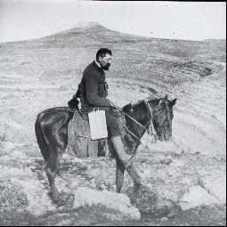 LKANK_Schmaltz, Karl auf Pferd (Bestand 11.02.03.01, Nr. 28)